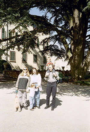 imm010.JPG (65353 bytes)